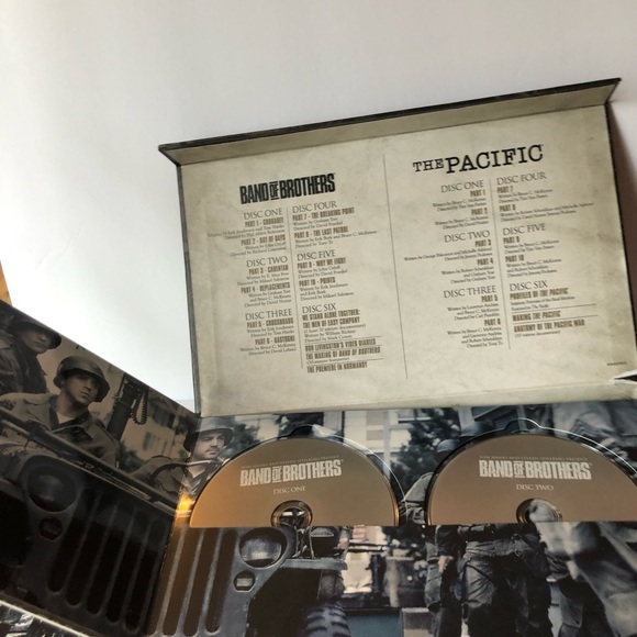 Band of Brothers/The Pacific (DVD, 2011, 13-Disc Set, Special Edition) - Picture 3 of 15